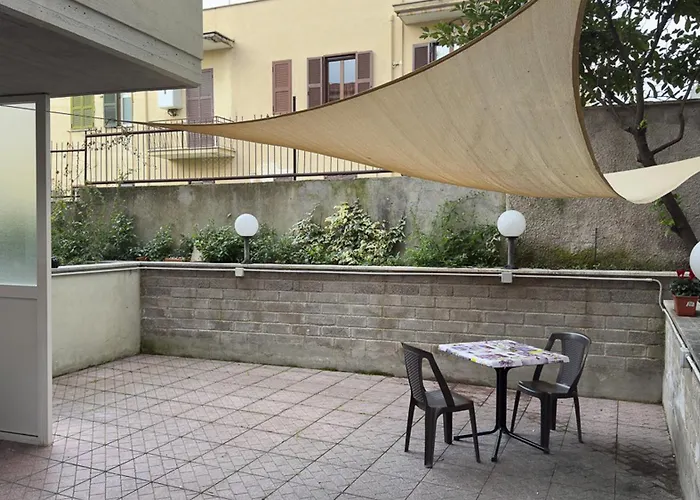 Apartament La Casetta Tiny House In *